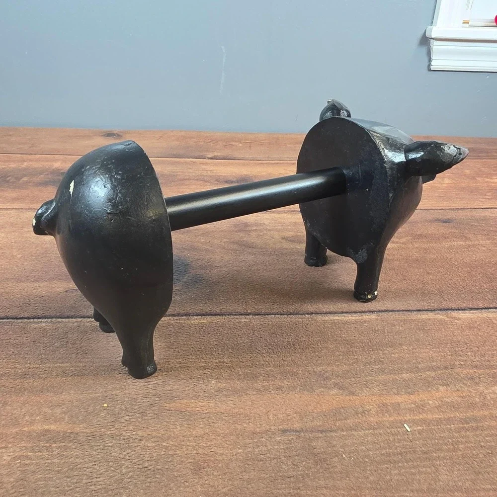 Unbranded accessory or animal